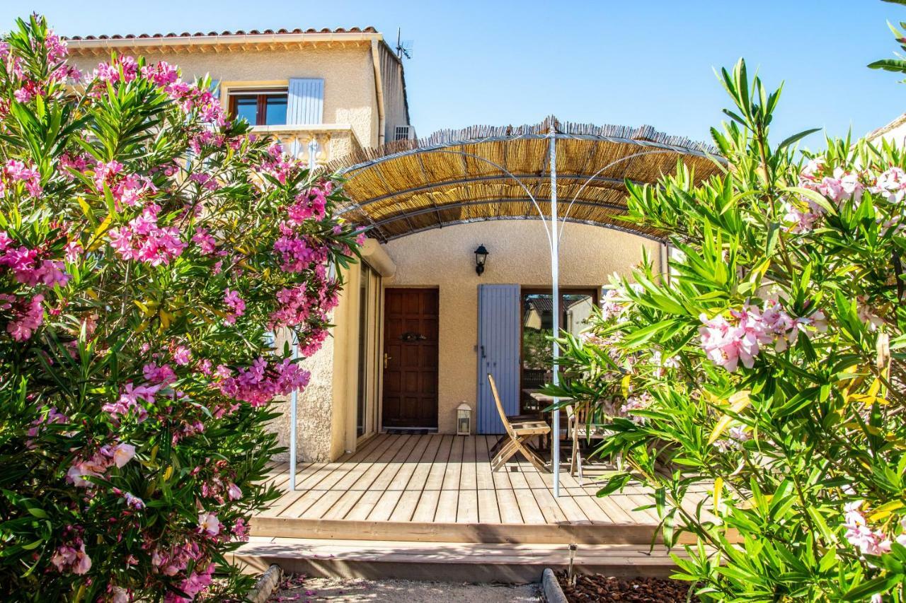 Villa In Provence With Private Pool LʼIsle-sur-la-Sorgue Exteriör bild